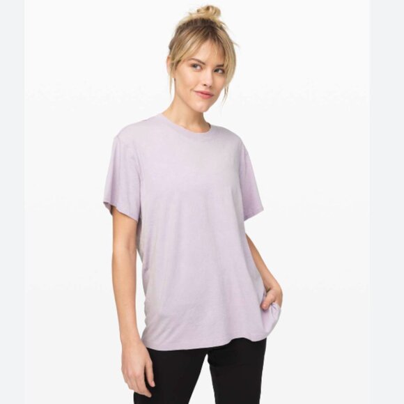 Lululemon All Yours Boyfriend Tee in Light Purple - Picture 4 of 4